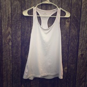 White exercise shirt 90 degree by reflex